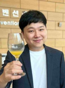 Seungwon Lee