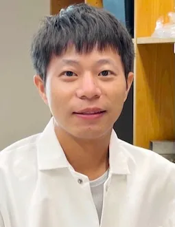 Yonglin Zhu